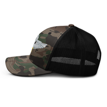 Load image into Gallery viewer, Camouflage trucker hat - Vietnam - Vietnam Airborne Qualification Badge X 300
