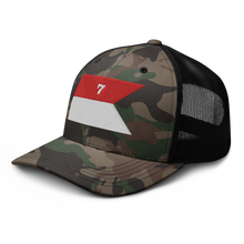 Load image into Gallery viewer, Camouflage trucker hat - Army - 7th Cavalry Guidon X 300
