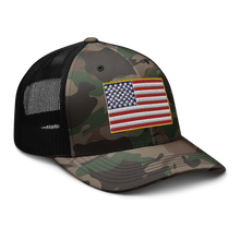 Load image into Gallery viewer, Camouflage trucker hat - United States of America Flag
