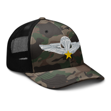 Load image into Gallery viewer, Camouflage trucker hat - Vietnam - Vietnam Airborne Qualification Badge X 300
