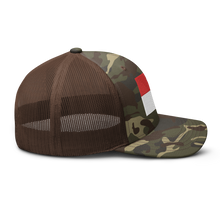 Load image into Gallery viewer, Camouflage trucker hat - Army - 7th Cavalry Guidon X 300
