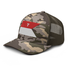 Load image into Gallery viewer, Camouflage trucker hat - Army - 7th Cavalry Guidon X 300
