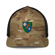 Load image into Gallery viewer, Closed-back trucker cap - Ranger Unit Crest
